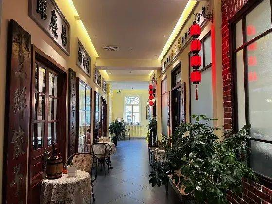 动哈埠餐桌上的文明“食”刻AG真人试玩平台“筷”乐行(图5)